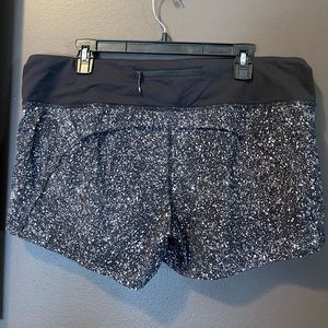 Lululemon Run Times Short - 4 Way stretch